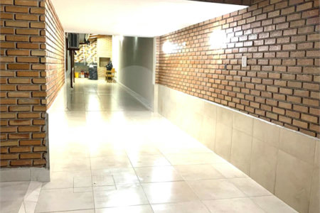 Casa à venda com 3 suítes em Vila Amorim, Suzano, SP