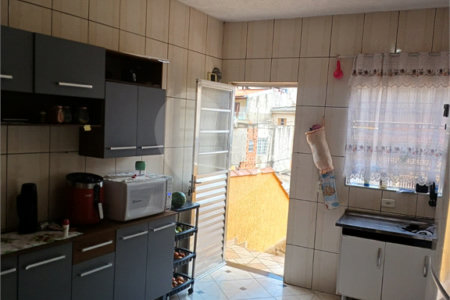 Casa à venda com 3 quartos, sendo 1 suíte,  em Jardim Santa Mônica, São Paulo, SP