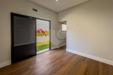 Casa à venda com 3 suítes em Jardim Paulista, Atibaia, SP