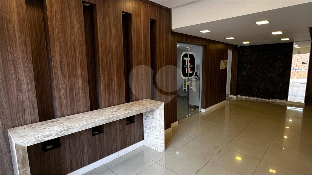Apartamento à venda com 2 quartos, sendo 1 suíte, no Centro, Itapetininga, SP