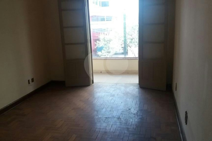 Sobrado à venda com 3 quartos, sendo 1 suíte, em Santa Terezinha, São Paulo, SP