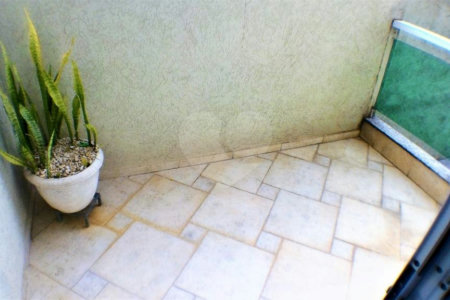 Casa à venda com 5 suítes no condomínio Travessa Tenente Ariston de Oliveira,4, São Paulo - SP