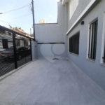 Sobrado à venda com 4 quartos, sendo 3 suítes, em Vila Paulicéia, São Paulo, SP