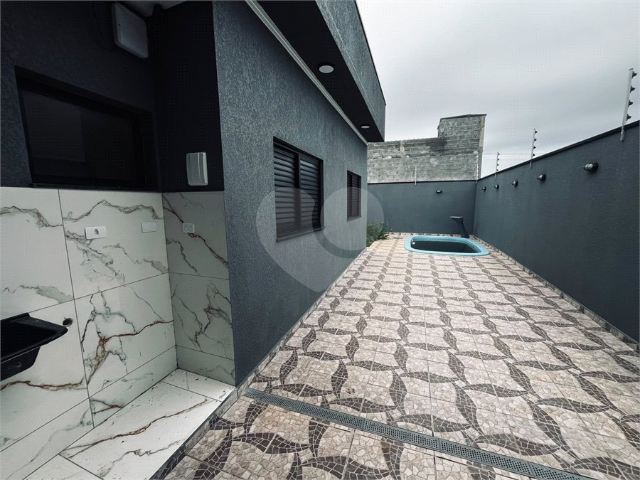 Casa à venda com 3 quartos, sendo 1 suíte, em Parque Itapê, Itapetininga, SP