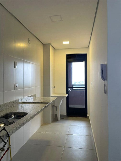 Apartamento para alugar com 2 quartos, sendo 1 suíte, em Jardim Guarujá, Sorocaba, SP