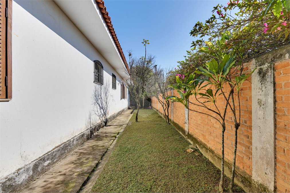 Casa de Vila à venda com 4 suítes em Granja Julieta, São Paulo, SP