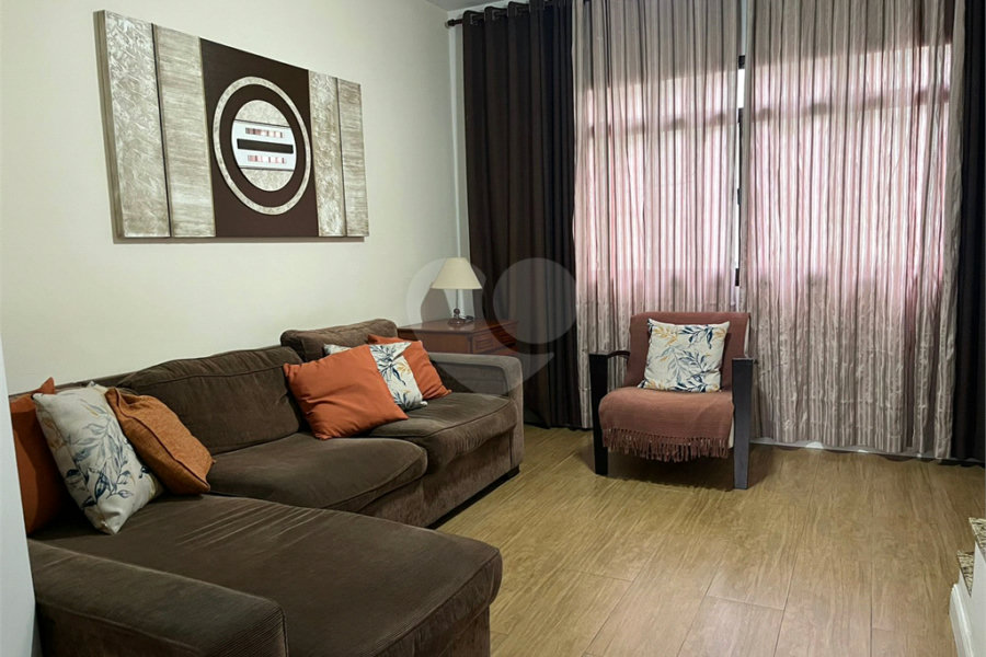 Casa à venda com 2 quartos, sendo 1 suíte, no condomínio Villa Faenza, São Paulo - SP