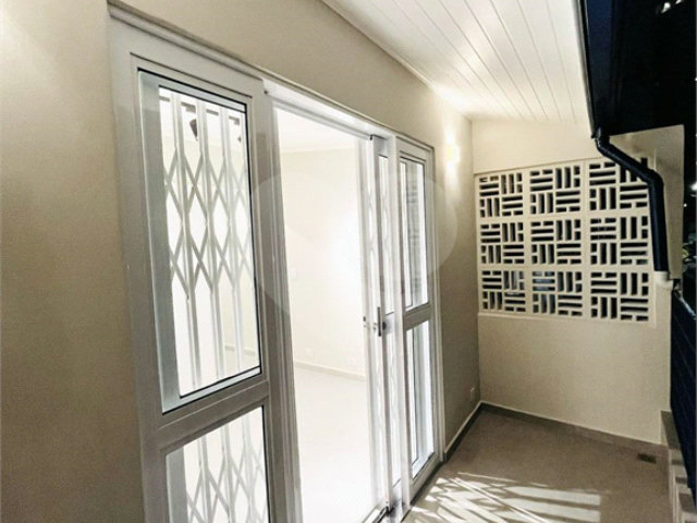 Sobrado à venda com 3 quartos em Campo Belo, São Paulo, SP