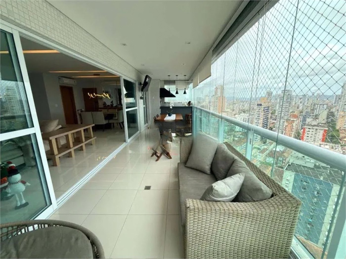 Apartamento com 4 dormitórios à venda, 179 m² por R$ 2.500.000,00 - Gonzaga - Santos/SP