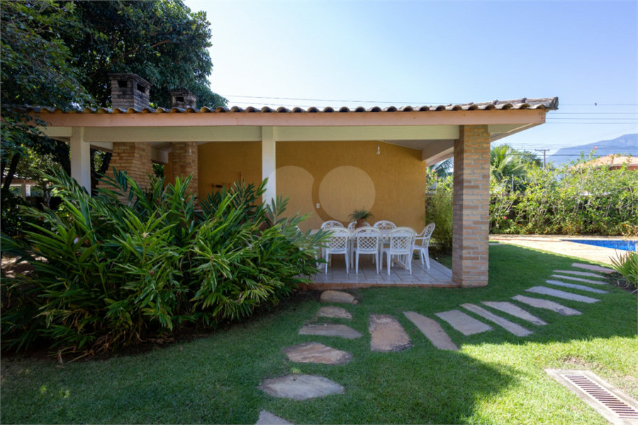 Casa à venda com 6 quartos, sendo 4 suítes, em Barequeçaba, São Sebastião, SP