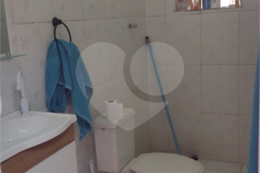 Sobrado à venda com 2 quartos em Cidade Tiradentes, São Paulo, SP