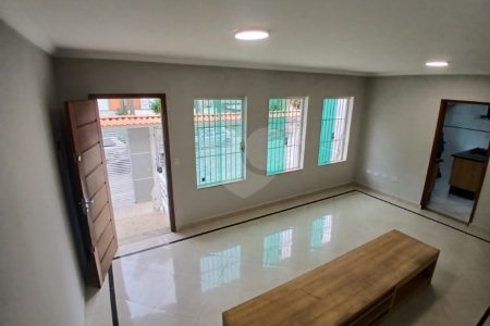 Sobrado à venda com 3 suítes em Vila Medeiros, São Paulo, SP