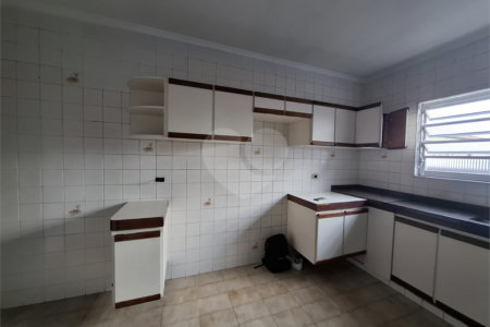 Sobrado à venda com 3 quartos, sendo 1 suíte, em Campo Grande, São Paulo, SP