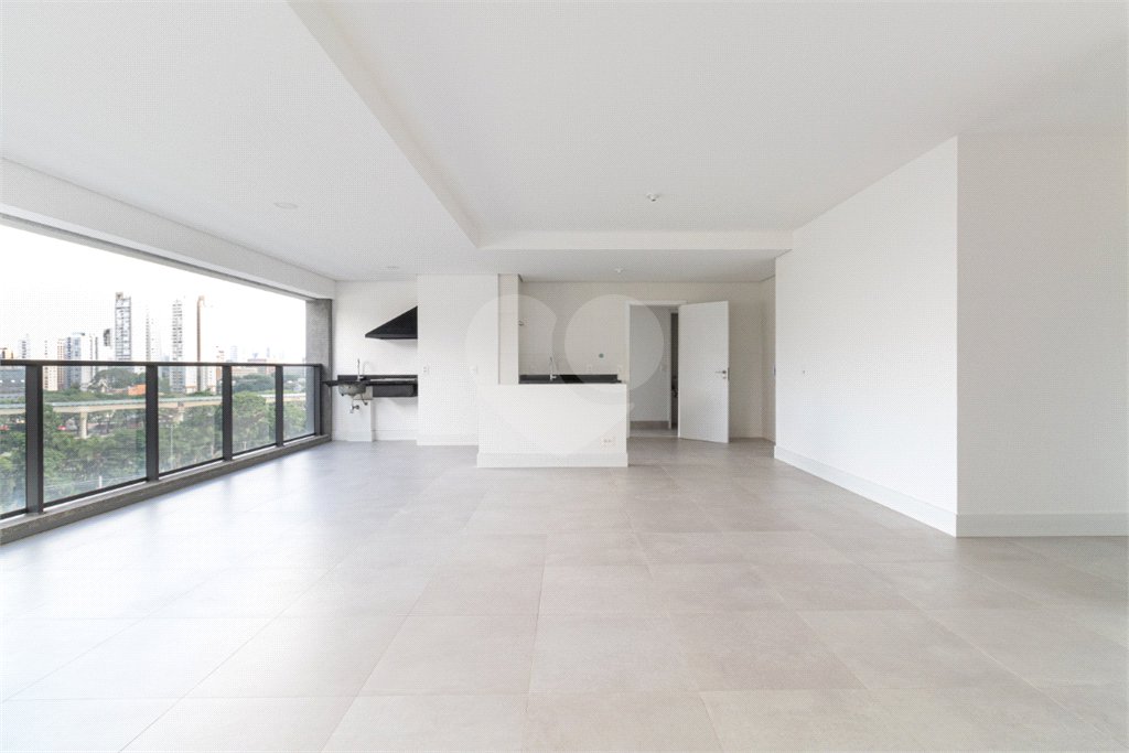 Apartamento à venda com 2 suítes em Jardim Morumbi, São Paulo, SP