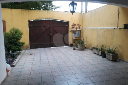 Sobrado à venda com 3 quartos, sendo 1 suíte, em Jardim Flórida, São Roque, SP