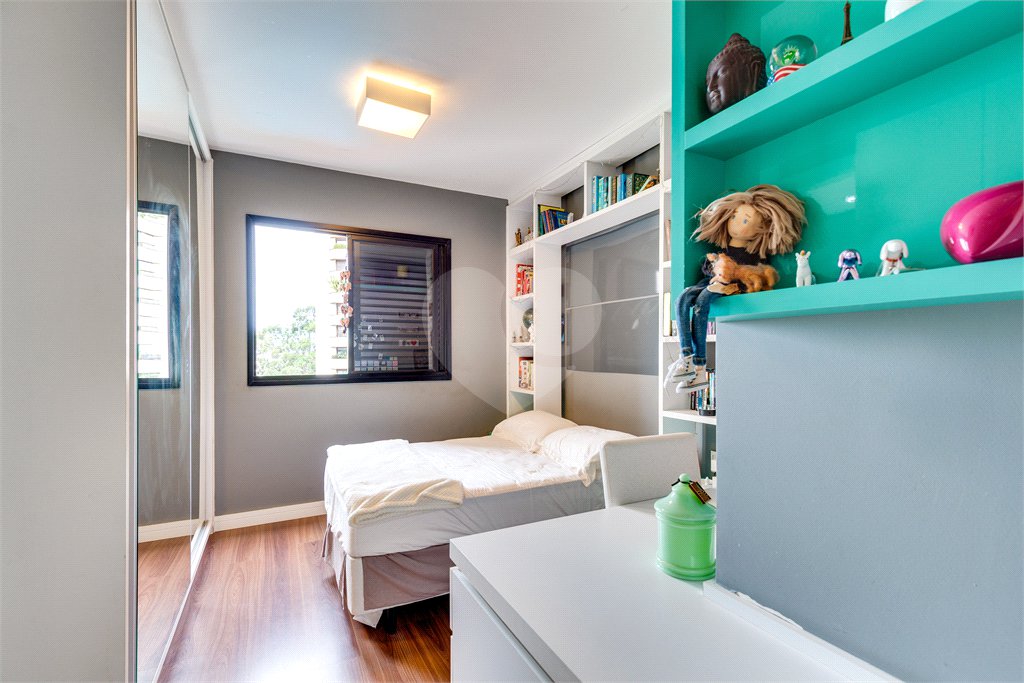 Apartamento à venda com 4 quartos, sendo 2 suítes, em Morumbi, São Paulo, SP