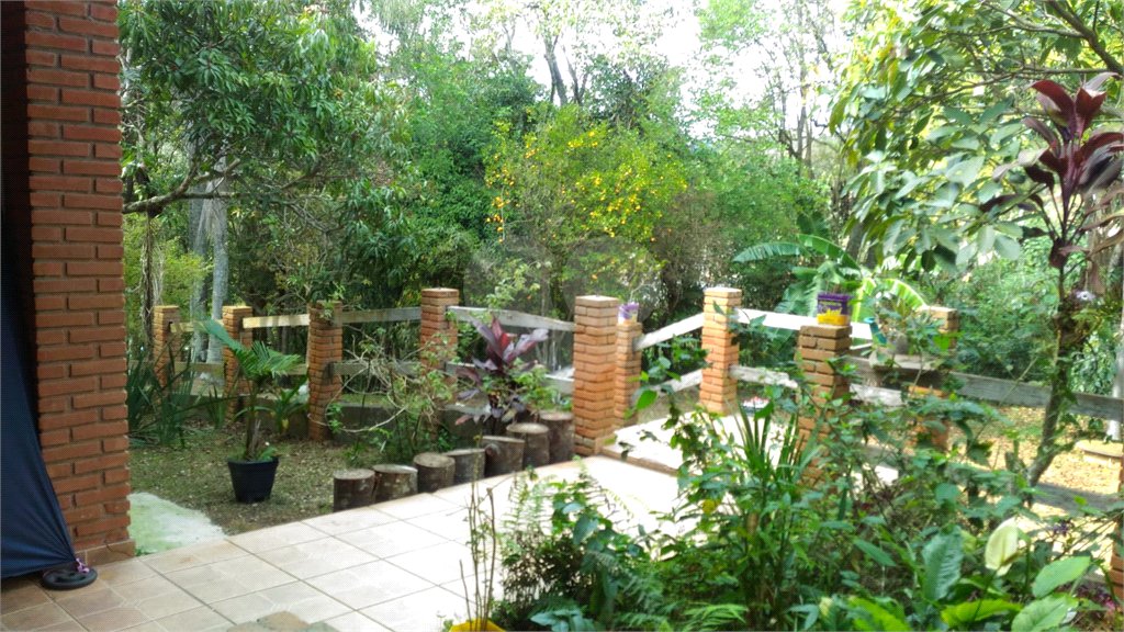Casa à venda com 3 quartos, sendo 1 suíte,  em Jundiaizinho (terra Preta), Mairiporã, SP