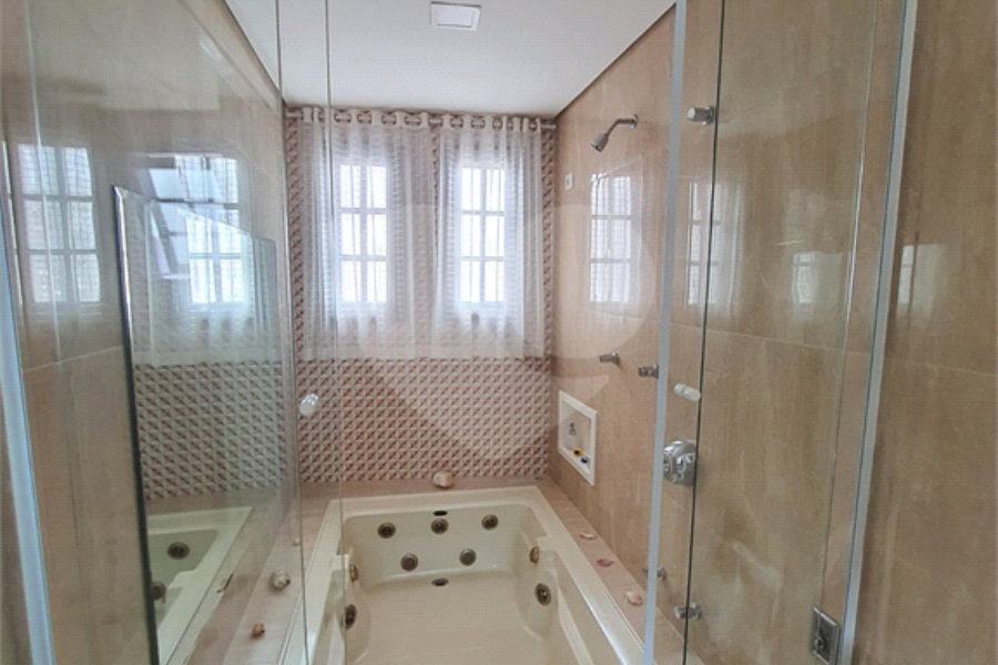 Sobrado à venda com 3 quartos, sendo 1 suíte, em Limão, São Paulo, SP