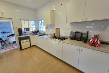 Casa à venda com 3 quartos, sendo 1 suíte,  no condomínio Golden Ville, Itapetininga - SP