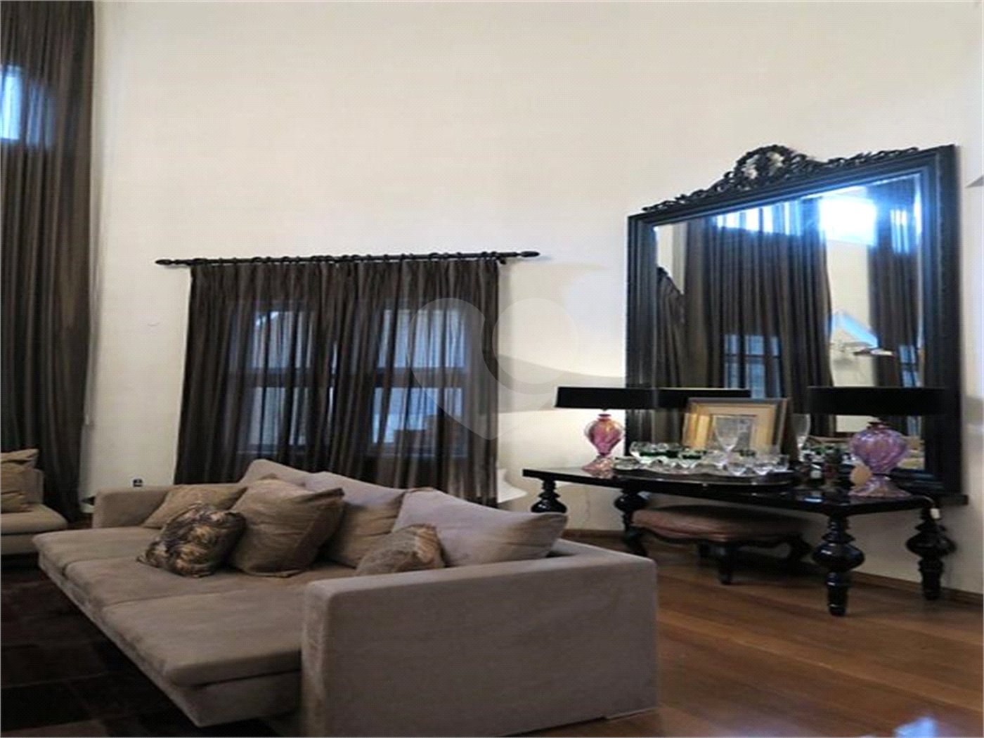 Casa em condomínio à venda com 4 quartos, sendo 3 suítes, em Jardim Vitória Régia, São Paulo, SP