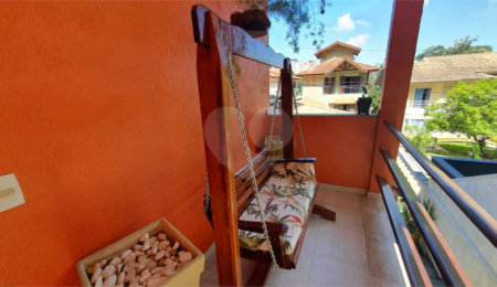 Casa à venda com 3 quartos, sendo 2 suítes, no condomínio Cond Jardim Itatinga, São Paulo - SP
