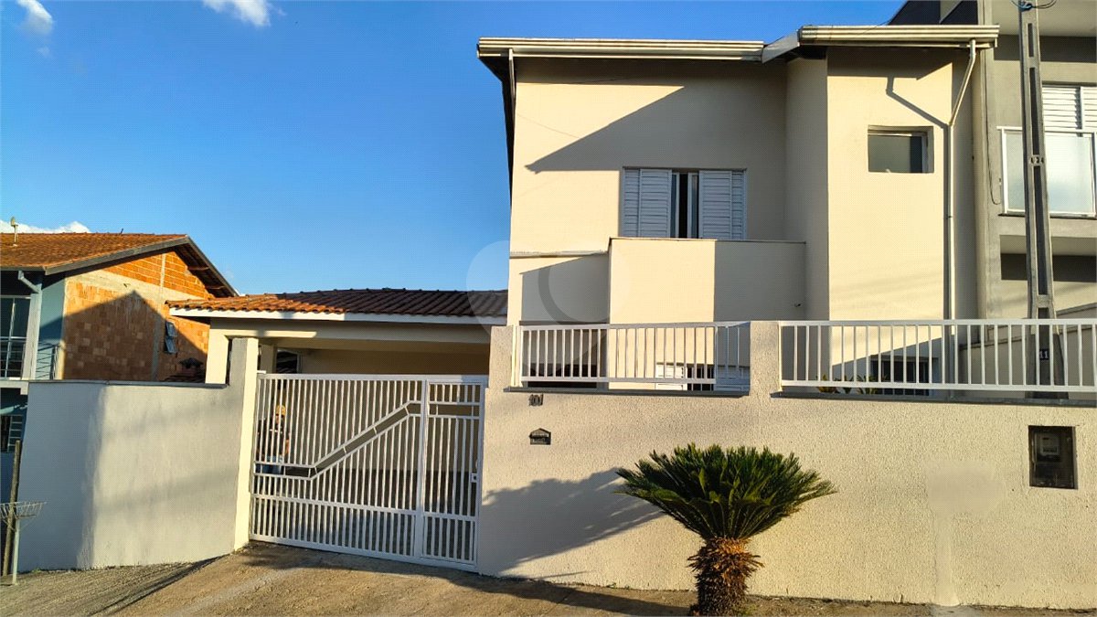Casa à venda com 3 quartos em Santa Cândida, Vinhedo, SP