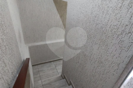 Sobrado à venda com 3 quartos, sendo 1 suíte, em Jardim Alvinópolis, Atibaia, SP