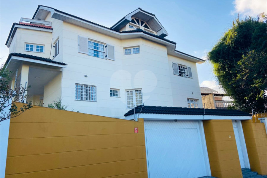Casa à venda com 4 quartos, sendo 3 suítes, em Tucuruvi, São Paulo, SP