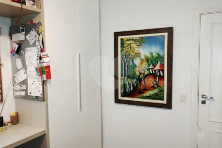 Apartamento à venda ou para alugar com 3 quartos, sendo 1 suíte,  em Real Parque, São Paulo, SP