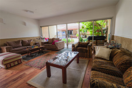 Casa à venda com 5 quartos, sendo 1 suíte, em Vila Rosália, Guarulhos, SP