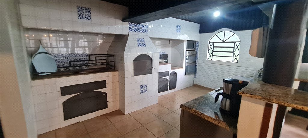 Casa à venda com 4 suítes no condomínio Jardim da Montanha I, Mairiporã - SP