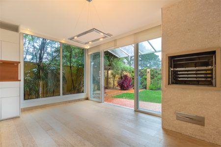 Casa à venda com 4 suítes no condomínio Las Cumbres, São Paulo - SP