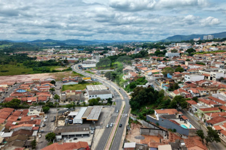 Casa à venda com 2 quartos no condomínio Portal dos Gamez, Atibaia - SP