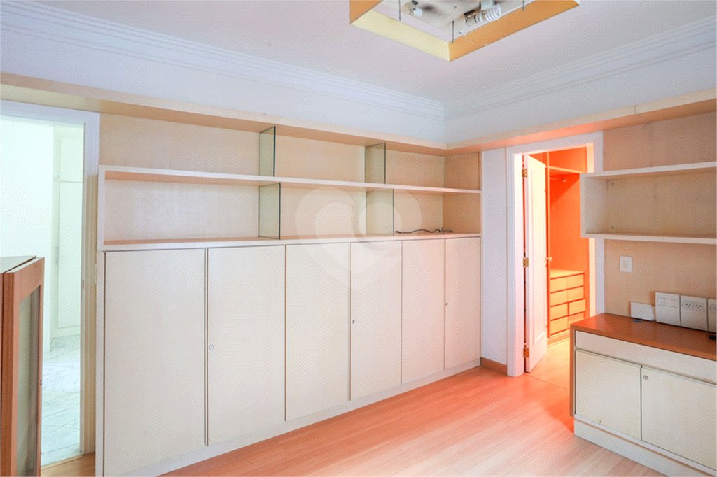 Casa à venda ou para alugar com 4 suítes em Jardim Panorama, São Paulo, SP
