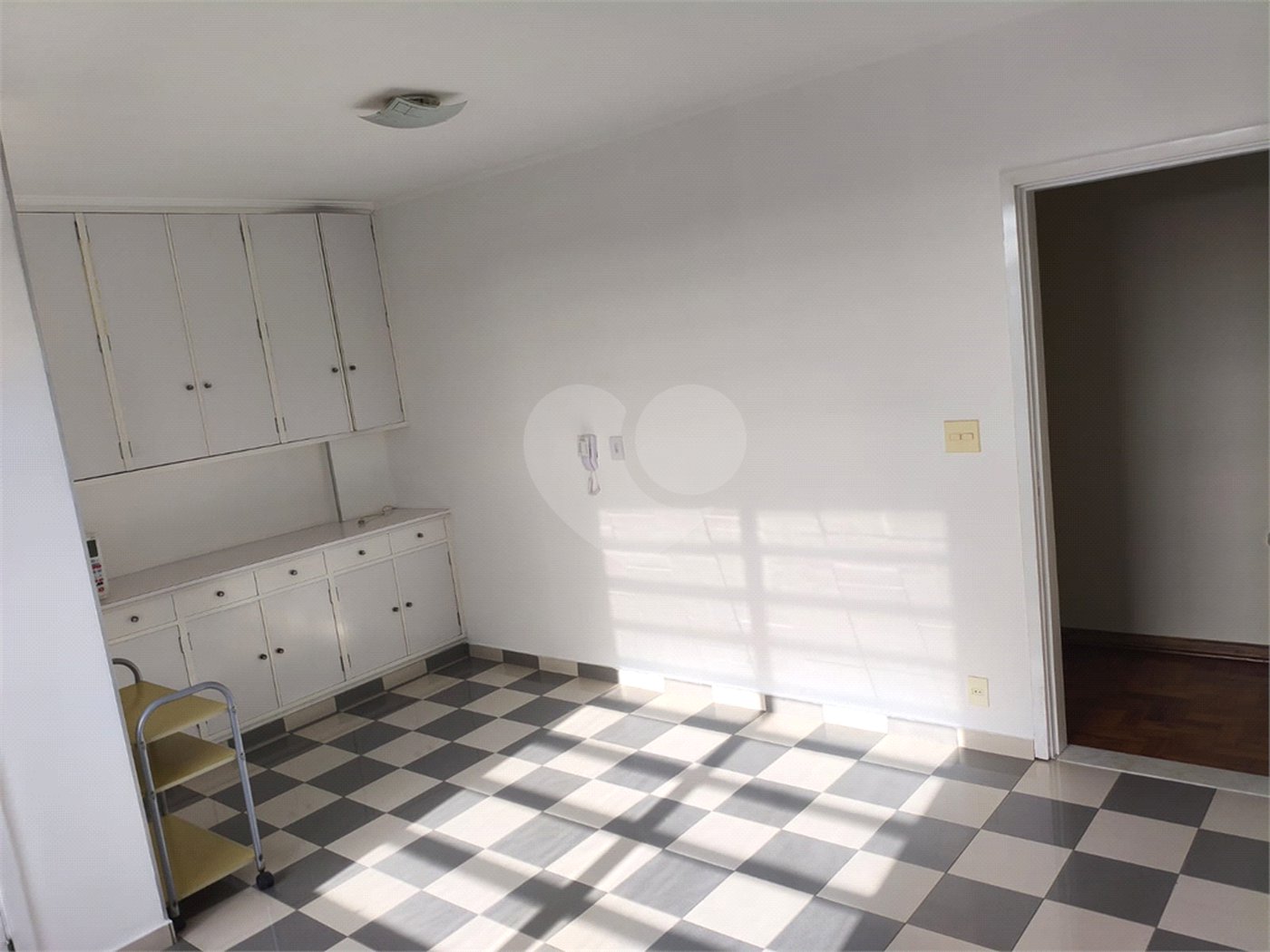 Apartamento à venda com 3 quartos, sendo 1 suíte,  em Lapa, São Paulo, SP