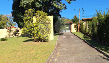 Casa em condomínio à venda com 4 quartos, sendo 2 suítes, no Centro, Bom Jesus dos Perdões, SP