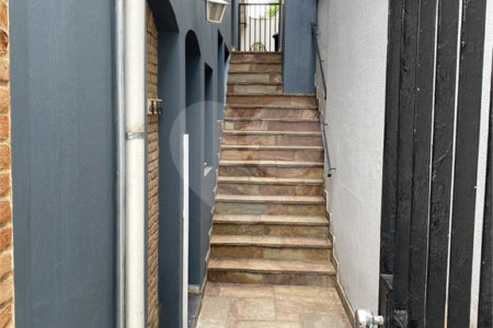 Casa à venda com 3 suítes em Jardim Leonor, São Paulo, SP