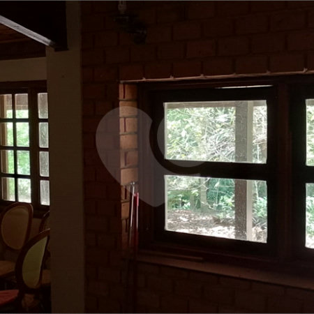 Chácara à venda com 4 quartos em Pinheirinho, Atibaia, SP