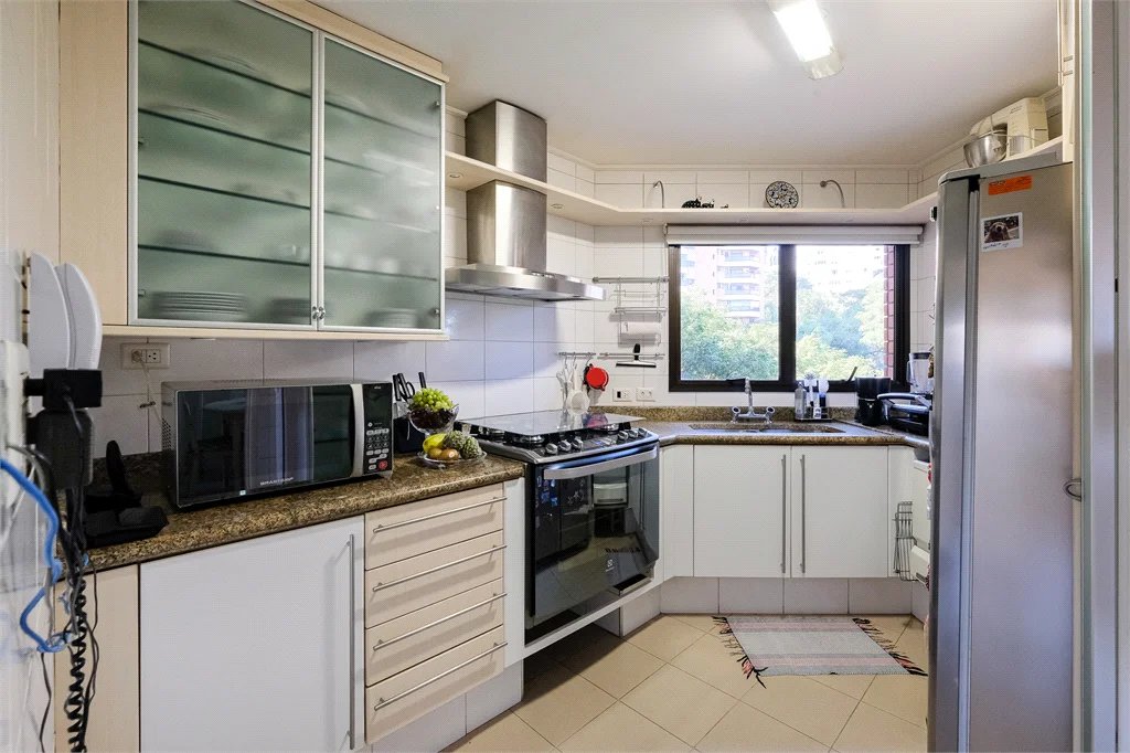 Apartamento à venda com 3 quartos, sendo 2 suítes,  em Sumarezinho, São Paulo, SP