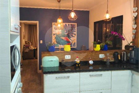 Sobrado à venda com 3 quartos, sendo 1 suíte, em Vila Libanesa, São Paulo, SP