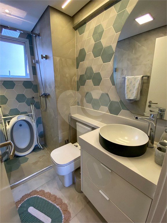 Apartamento à venda com 3 suítes em Vila Pompéia, São Paulo, SP