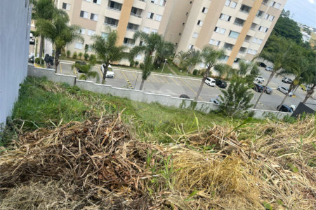 Terreno à venda em Vila Nova Socorro, Mogi das Cruzes, SP