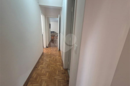 Apartamento à venda com 3 quartos, sendo 1 suíte, em Itaim Bibi, São Paulo, SP