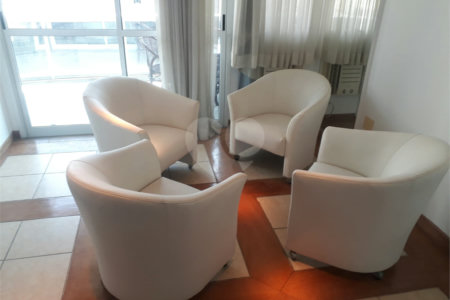 Apartamento à venda com 4 quartos, sendo 1 suíte, em Tijuca, Rio de Janeiro, RJ