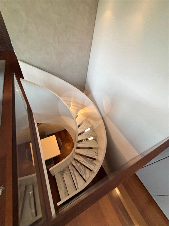 Apartamento à venda com 3 quartos, sendo 1 suíte, em Cerqueira César, São Paulo, SP
