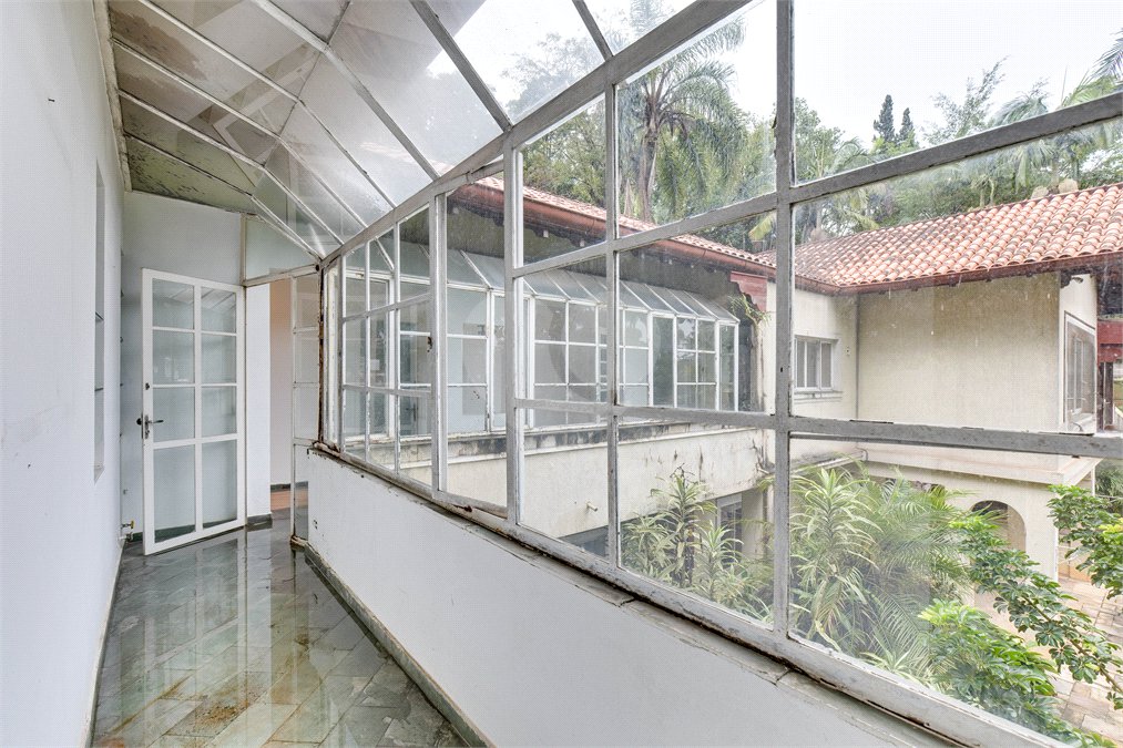 Casa à venda com 5 suítes no condomínio Chácara Flora, São Paulo - SP