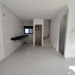 Casa com 2 dormitórios à venda, 100 m² por R$ 560.000,00 - Marapé - Santos/SP