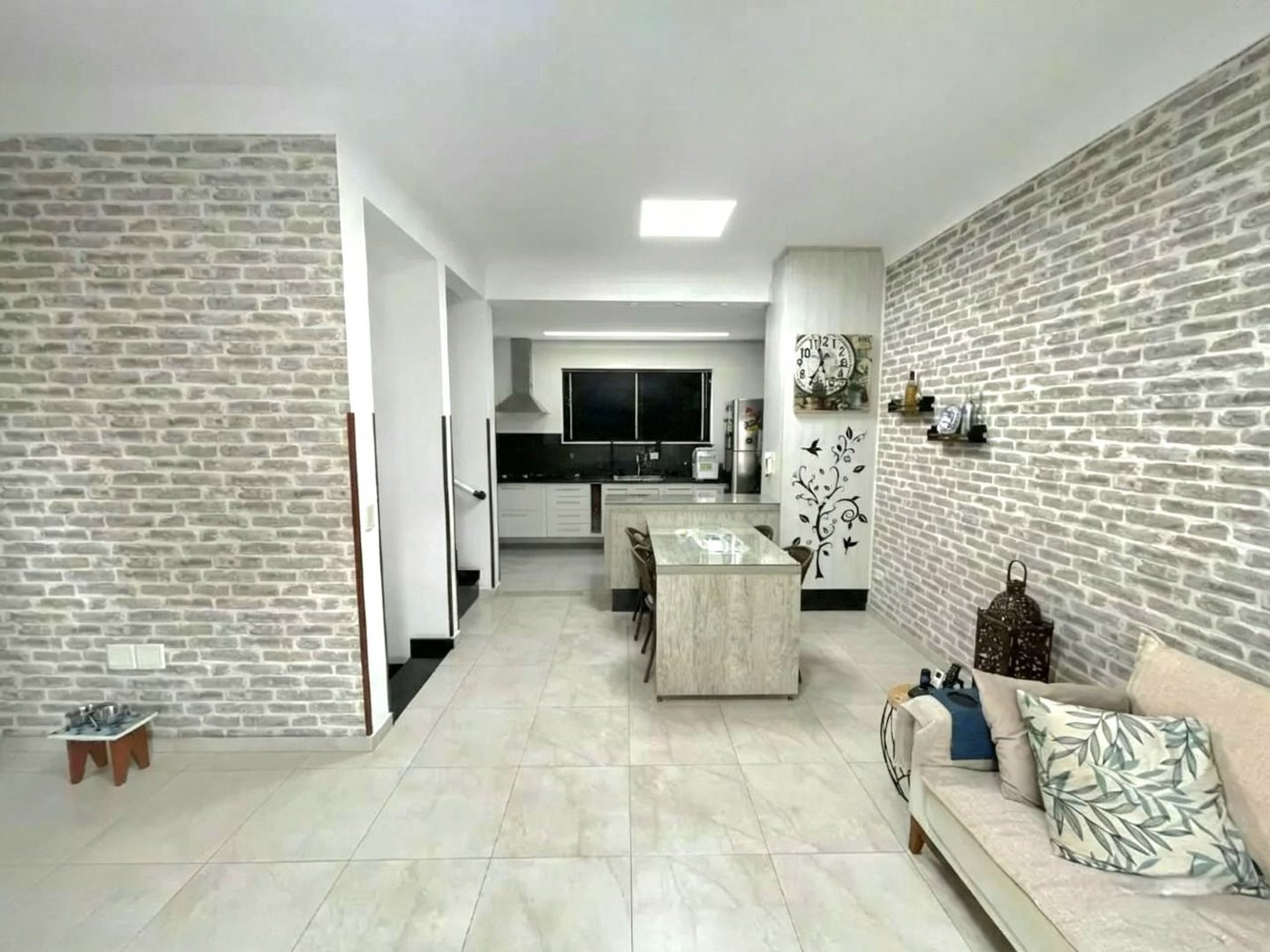Casa com 2 dormitórios à venda, 130 m² por R$ 879.000,00 - Marapé - Santos/SP