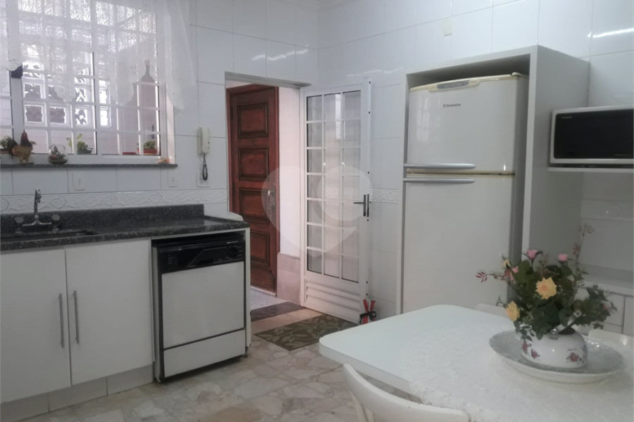 Sobrado à venda com 3 quartos, sendo 1 suíte, em Vila Paulicéia, São Paulo, SP