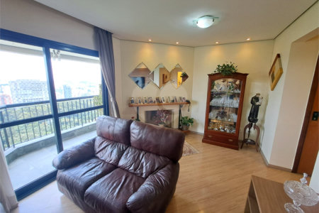 Apartamento à venda com 3 suítes em Vila Suzana, São Paulo, SP